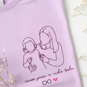 T-Shirt com Silhueta